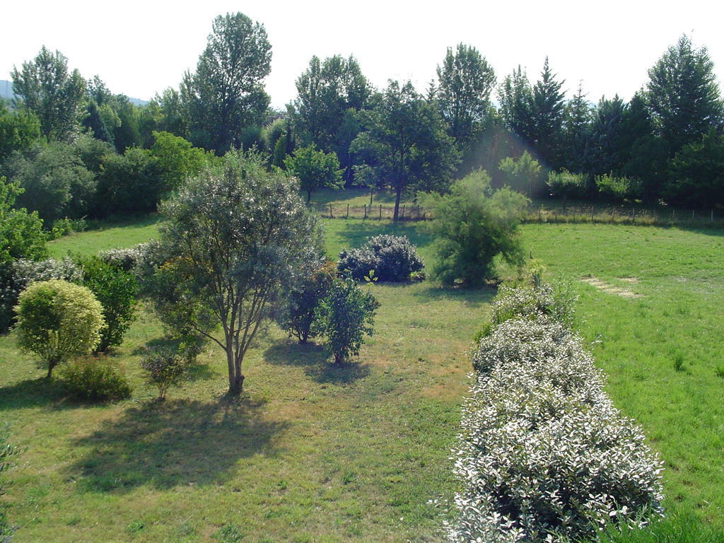 La Cabane De Pepe Emilien Bed & Breakfast Chomérac Dış mekan fotoğraf